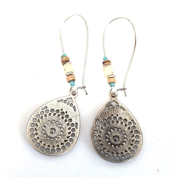 Bohemian Vintage Teardrop Hollow Out Dangle Drop Pierced Earrings - Picture 3 of 3